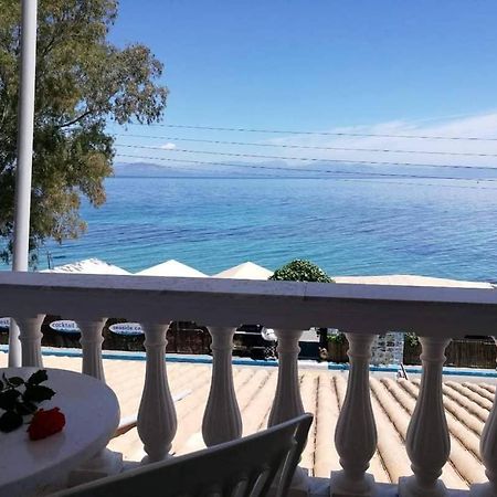 Aparthotel Ionian Mare Agios Ioannis Peristerion Exterior foto