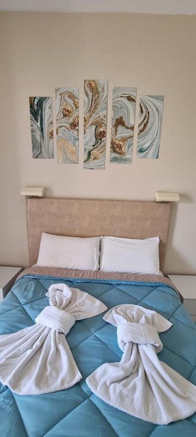 Aparthotel Ionian Mare Agios Ioannis Peristerion Exterior foto