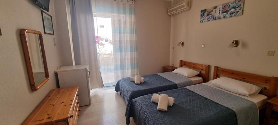 Aparthotel Ionian Mare Agios Ioannis Peristerion Exterior foto